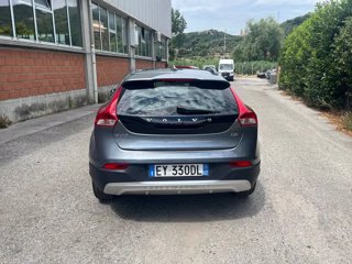 VOLVO V40 cross country 1.6 d2 momentum