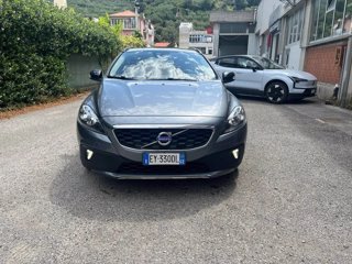 VOLVO V40 cross country 1.6 d2 momentum